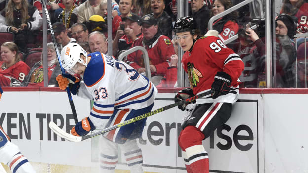 Edmonton Oilers v Chicago Blackhawks
