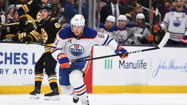 Edmonton Oilers v Boston Bruins