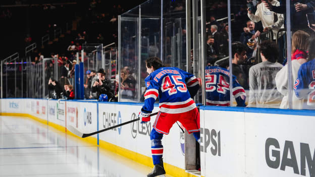 Chicago Blackhawks v New York Rangers