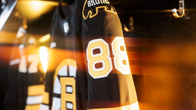 04-30-2025_DLE_Boston Bruins Uniform Photoshoot BTS57