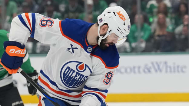 Edmonton Oilers v Dallas Stars