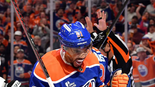 776312032_AD065_Kings_v_Oilers