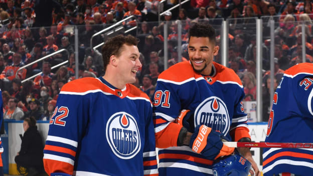 GALLERY: Oilers vs. Flames