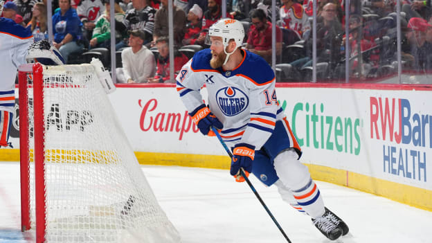 Edmonton Oilers v New Jersey Devils