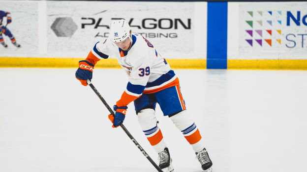 20250702_BLUE_WHITE_WARMUPS_EDITS-12