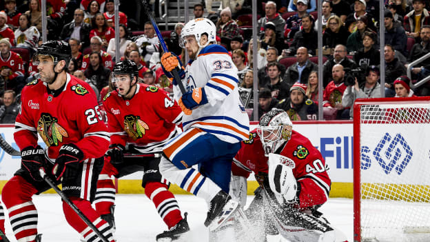 Edmonton Oilers v Chicago Blackhawks