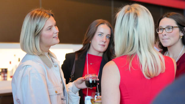 20251016 v SEA AC 104