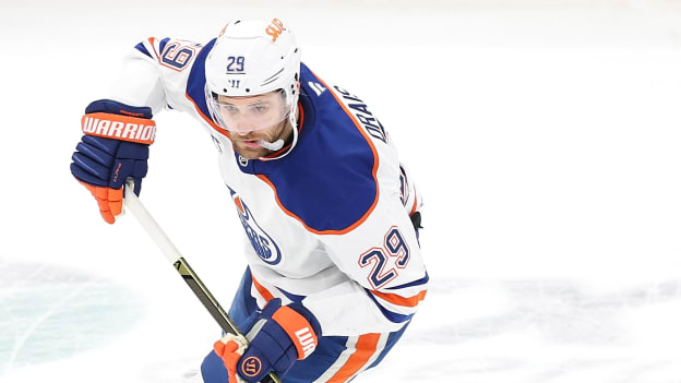 Edmonton Oilers v Dallas Stars