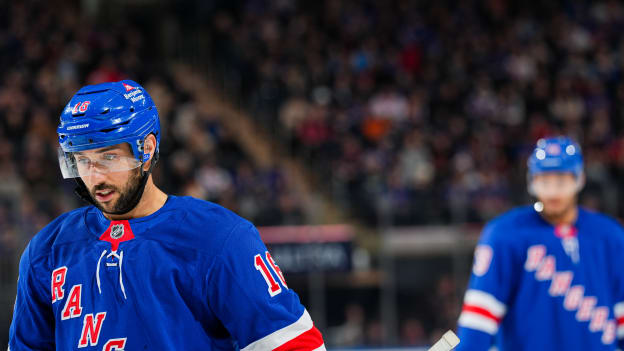 Chicago Blackhawks v New York Rangers