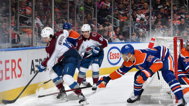 GALLERY: Oilers vs. Avalanche