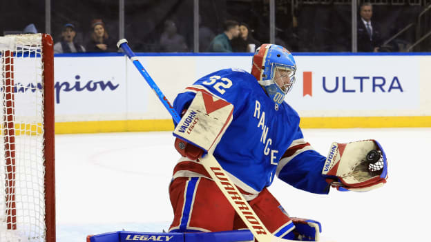 Boston Bruins v New York Rangers