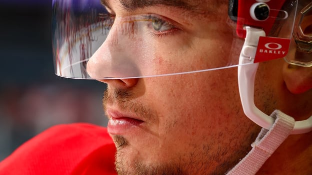 20251218_CGY_vs_SEA_FLA0045_GT