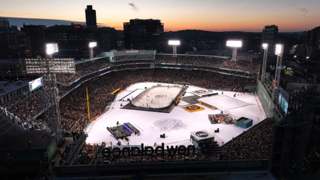 Photos: In-Game at the 2023 Winter Classic