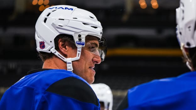 20251009_NYI_PIT_AWAY_MORNINGSKATE-10