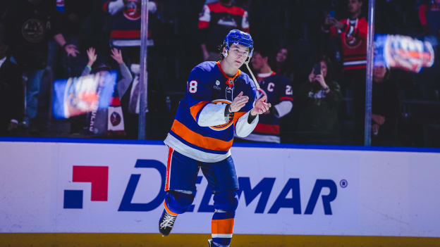 20251016_WIN_NYI_SJS_SCHAEFER_FIRSTSTAR-5