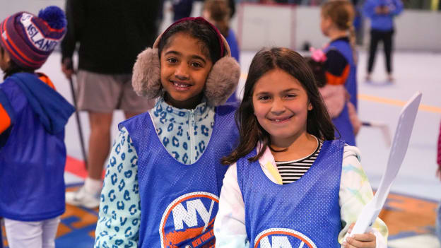 PHOTOS: Try Street Hockey for Free with Girl Scouts of Nassau County