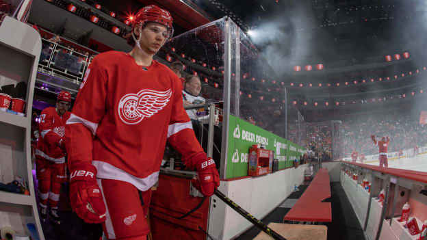 Seider zeigt sich zum Trainingsauftakt der Red Wings hochmotiviert  | NHL.com