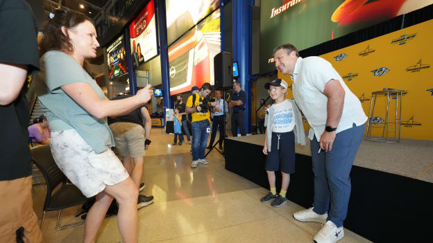 Andrew Brunette Meets Preds Fans at Summer Select-a-Seat