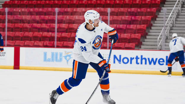 20251126_morningskate_firstedits-4