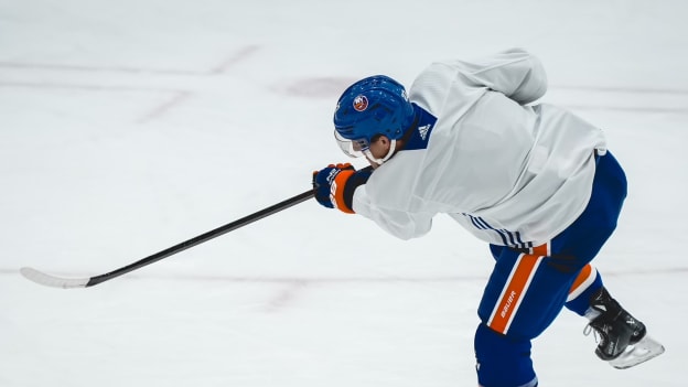 PHOTOS: Islanders Morning Skate Dec. 29