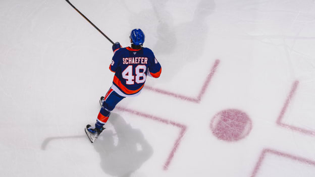 20251104_NYI_BOS_WARMUPS-15