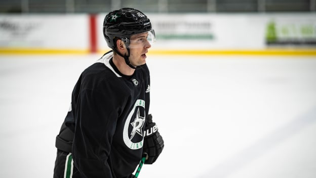 Stars open 2020-21 season with first day of training camp