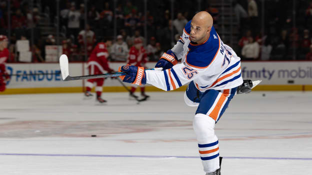 Edmonton Oilers v Detroit Red Wings
