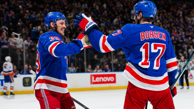 New York Islanders v New York Rangers
