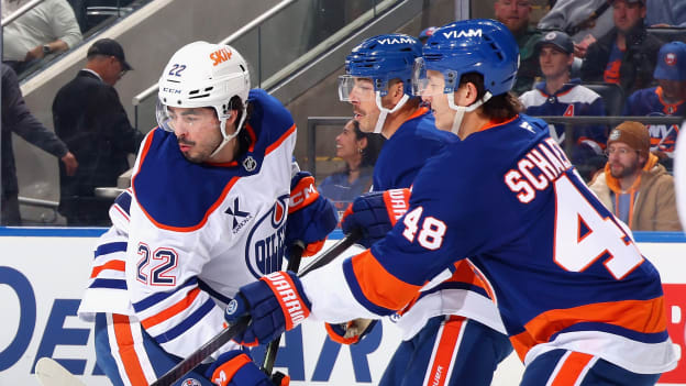 Edmonton Oilers v New York Islanders