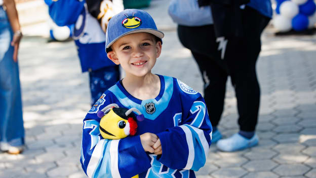 260328-ThunderBug-Birthday-012