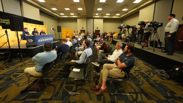 Head Coach Andrew Brunette Arrives in Smashville
