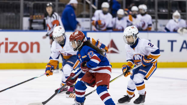 Jr. Rangers Girls vs Jr. Islanders @ MSG