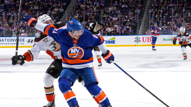 UBS Postgame Photos: Islanders 4, Ducks 3