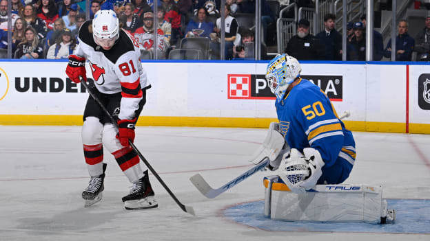 FINAL: Devils 3, Blues 1