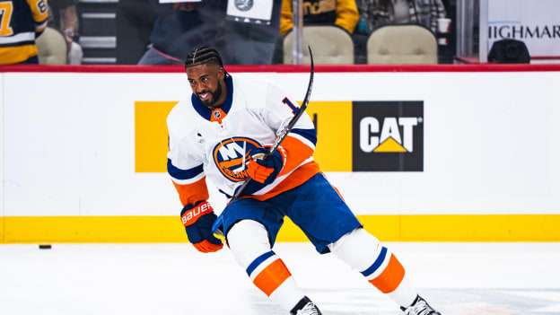 20251009_NYI_PIT_AWAY_WARMUPS-16