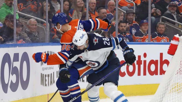 GALLERY: Oilers vs. Jets