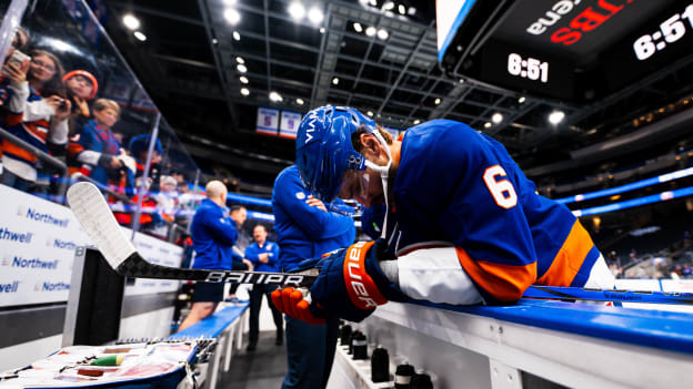 20251016_WARMUPS_NYI_SJS-15