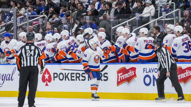 UBS Postgame Photos: Maple Leafs 3, Islanders 1