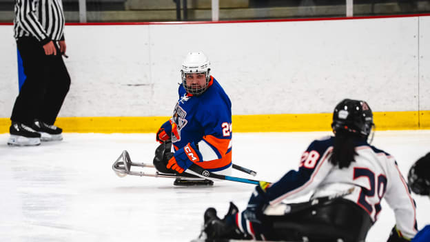 20251205_SledHockey-01