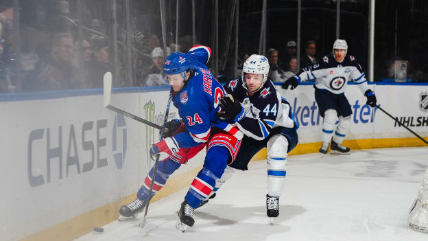 Winnipeg Jets v New York Rangers