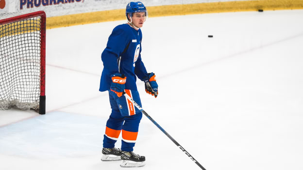 PHOTOS: Islanders Practice Dec. 6