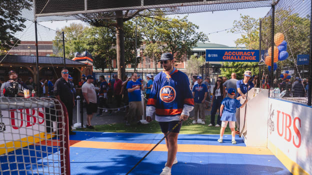 20250928_ISLES_BBQ_FINAL-35