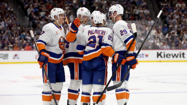 UBS Postgame Photos: Islanders 6, Avalanche 2