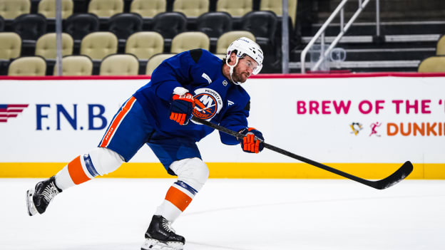 20251009_NYI_PIT_AWAY_MORNINGSKATE-42