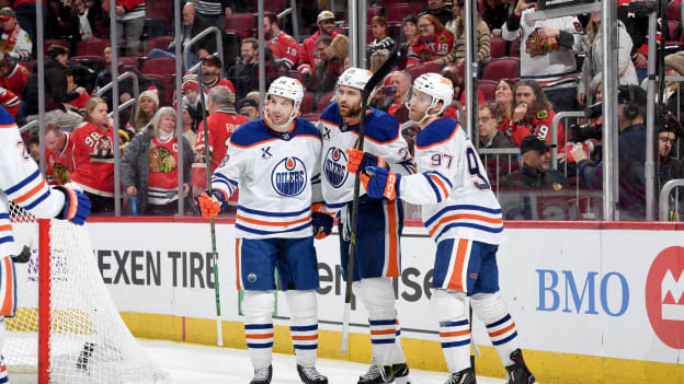 Edmonton Oilers v Chicago Blackhawks