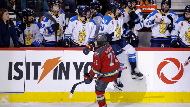 20260401_PWHL_FLA1422_JP