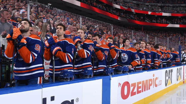 776312032_AD062_Kings_v_Oilers