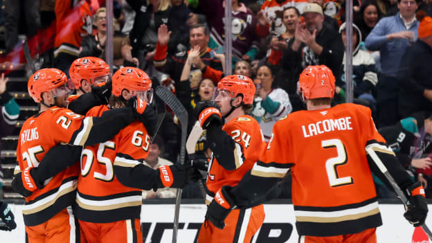 39828336_Seattle_Kraken_v_Anaheim_Ducks_Deleted_User_20260204_050614