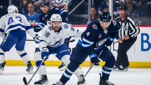 27001983_Tampa_Bay_Lightning_v_Winnipeg_Jets_Andrew_Taylor_(Greenfly)_20241103_221830