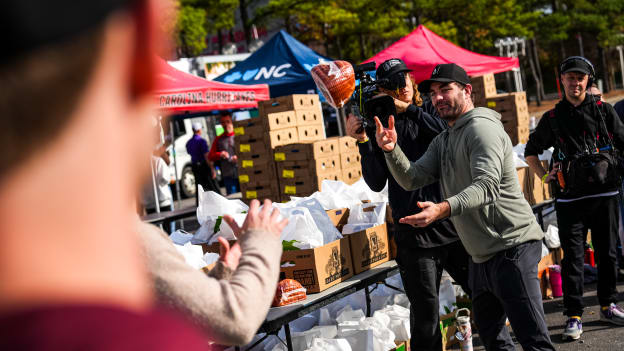 251125_Community_Marketing_Turkey_Distribution_JL204854